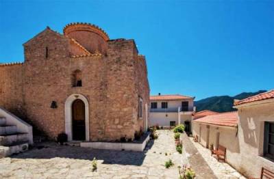 Κουρά και ρασοφορία δύο μοναχών στη Δήμιοβα
