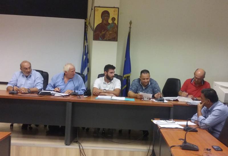 Ψήφισμα καταδίκης της βίας κατά του Π. Κωνσταντινέα από το Δημοτικό Συμβούλιο Τριφυλίας