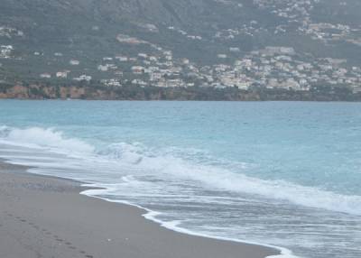 Νίκας και Αθανασόπουλος για παράβαση καθήκοντος, γιατί δεν σφράγισαν μαγαζιά στη Βέργα