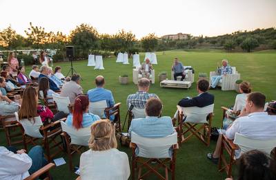 «Η δημοκρατία και τα βιβλία» το Σεπτέμβριο στην Costa Navarino