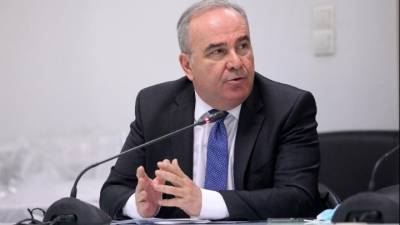Παπαθανάσης: Συνεχίζουμε με την Επιστρεπτέα 7 - Έρχονται προγράμματα για εστίαση, γυμναστήρια και παιδότοπους (Βίντεο)
