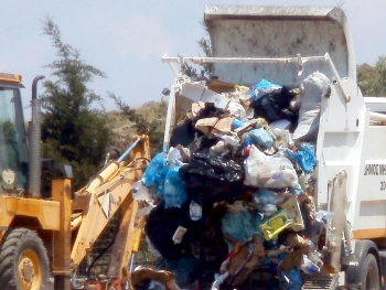 Σταθμός μεταφόρτωσης σκουπιδιών στο Νέδοντα