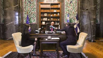 Βουλή: Παραδόθηκε στον Νικ. Κακλαμάνη το πόρισμα της Εξεταστικής για τον ΟΠΕΚΕΠΕ