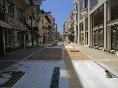Καλαμάτα: Άρχισε να παίρνει μορφή ο νέος πεζόδρομος της Ιατροπούλου