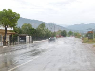 Λίμνη στο Ασπρόχωμα