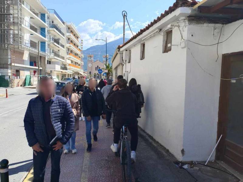 Το στενό «κομμάτι» της Ναυαρίνου