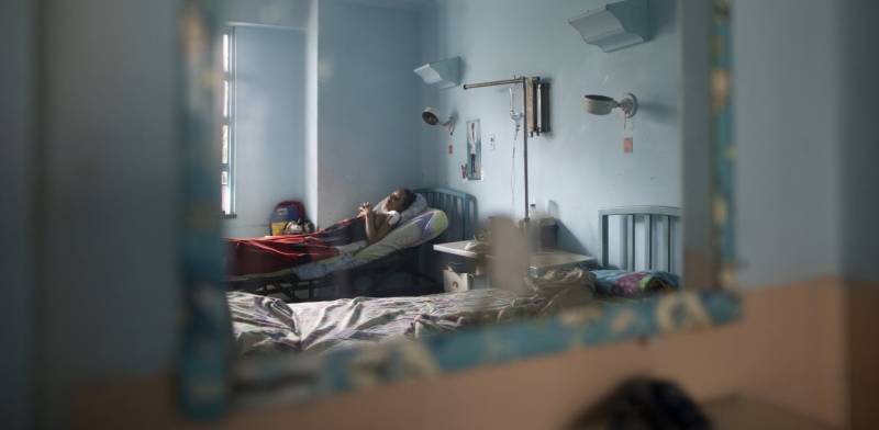 Κορονοϊός: Νέα στοιχεία - Πώς σκοτώνει η Covid-19 και από μακριά