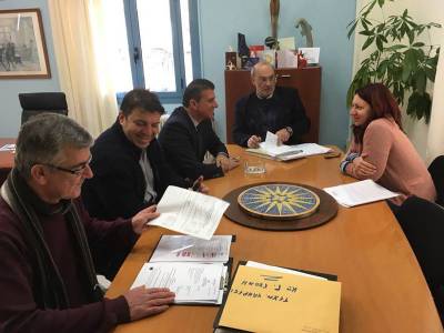 Πρόταση για τα σκουπίδια της Τριφυλίας την τελευταία μέρα του 2016