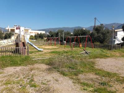 Επεσε η περίφραξη