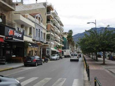 Κλείνει η Ναυαρίνου για την ανάπλαση, μεταξύ Φαρών - Ακρίτα τουλάχιστον για 6 μήνες