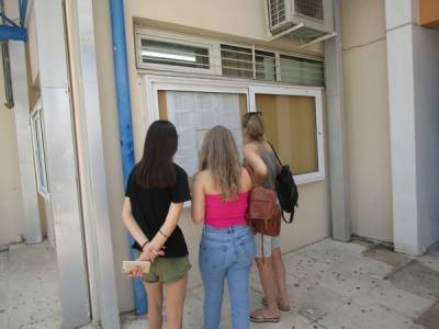 Σημαντικές επιτυχίες Μεσσήνιων μαθητών στις πανελλαδικές (φωτογραφίες)