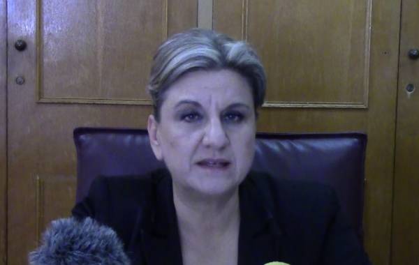 Οι οφειλόμενες απαντήσεις της Περιφερειακής Ενότητας