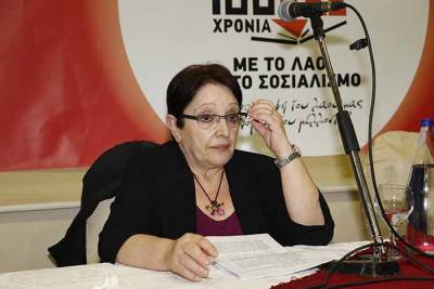 Ομιλία Παπαρήγα στην Καλαμάτα: &quot;Ταξικό το γυναικείο ζήτημα&quot; (βίντεο)