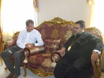 Κατά την υποδοχή του Κυριάκου Μητσοτάκη: &quot;Σφήνα&quot; Χρυσόστομου με υπαινιγμούς για Τσίπρα