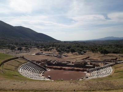 Στην Αρχαία Μεσσήνη μουσικά έργα του Μίκη Θεοδωράκη