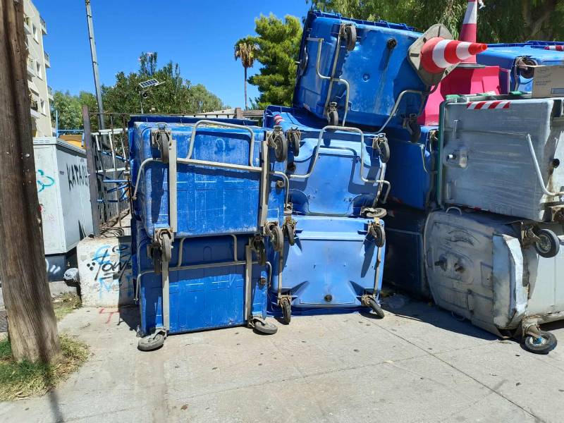 Καταλήψεις και κάδοι