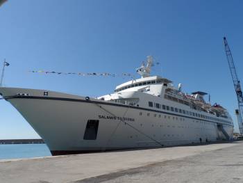 Με 619 επιβάτες φτάνει στην Καλαμάτα το &quot;Salamis Filoxenia&quot;