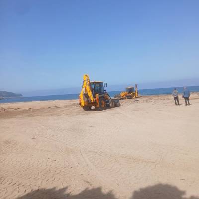 Εργασίες καθαρισμού στις παραλίες της Τριφυλίας