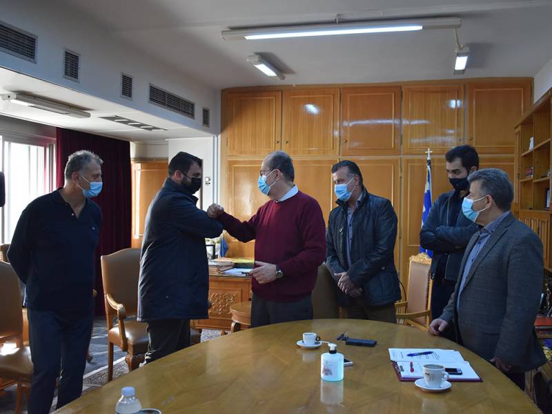 Συμβάσεις για αθλητικά έργα στη Μεσσηνία