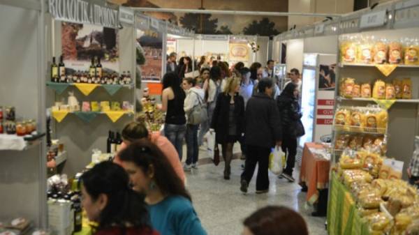 Εκθεση λακωνικών προϊόντων στο Μετρό της Αθήνας