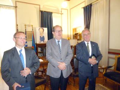 Συζήτηση για επενδύσεις από Βρετανία και Αυστραλία στην Καλαμάτα