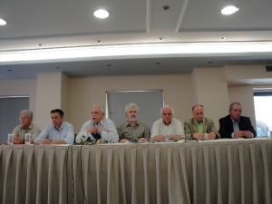 “Το ΠΑΣΟΚ θυσιάστηκε για να σωθεί η πατρίδα” δήλωσαν πρώην βουλευτές και στελέχη