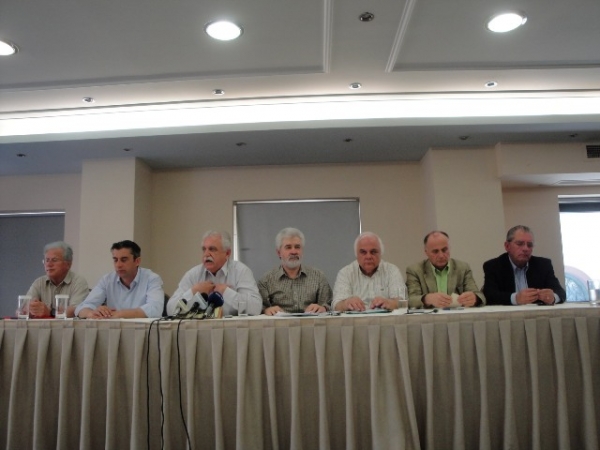 “Το ΠΑΣΟΚ θυσιάστηκε για να σωθεί η πατρίδα” δήλωσαν πρώην βουλευτές και στελέχη 
