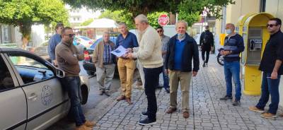 Λεβεντάκης με ταξιτζήδες για μεταφορά πιάτσας