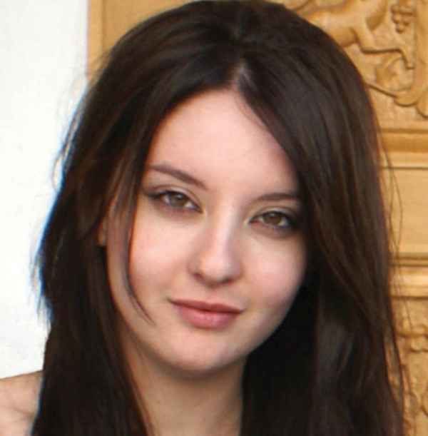 Χριστίνα Τζιάλλα: &quot;Οποιος δεν ταυτίζει τέχνη και οικονομία είναι πρωτοπόρος&quot;