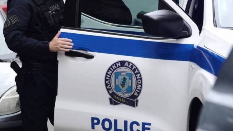 Εξιχνίαση απάτης: Νεαρός υποδυόταν τον δήμαρχο Καλαμάτας και &quot;ψάρευε&quot; χρήματα από επαγγελματίες