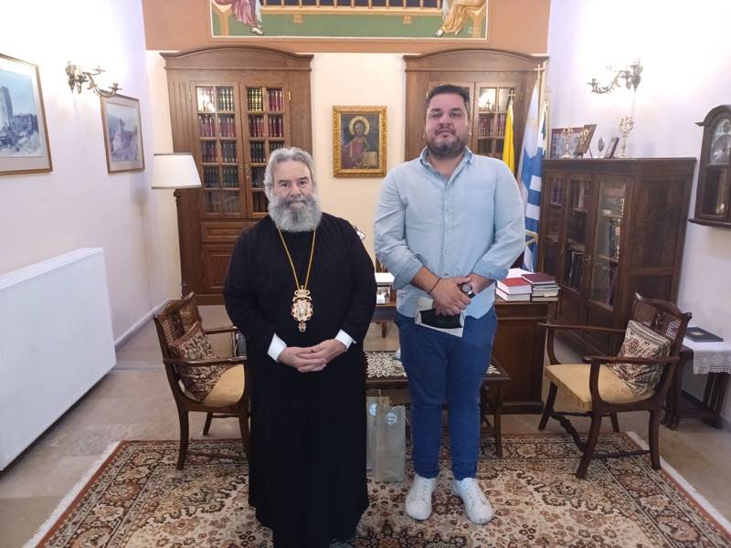 Συνάντηση Χιουρέα με Μητροπολίτη Μάνης