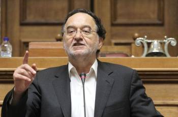 Λαφαζάνης: «Το "ΟΧΙ" του ελληνικού λαού δεν ηττήθηκε - ο αγώνας συνεχίζεται»