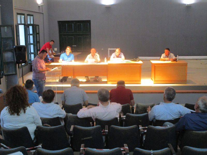 Δημοτικό Συμβούλιο Μεσσήνης: Ζητούν ένταξη του αρδευτικού Τρικόρφου