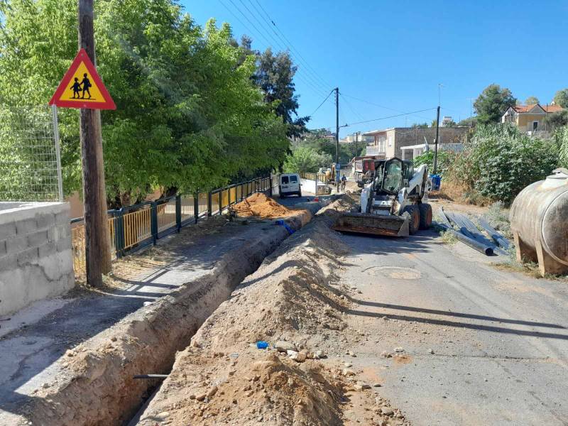 Καλαμάτα: Εργα ύδρευσης στη Δράκου