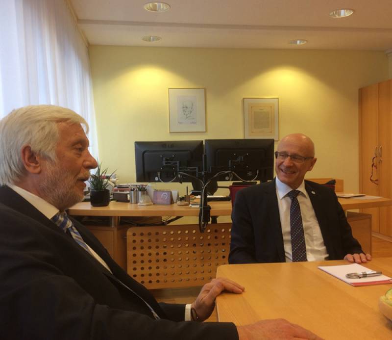 Συναντήσεις Τατούλη στη Γερμανία για Περιφερειακή Τράπεζα και ενέργεια