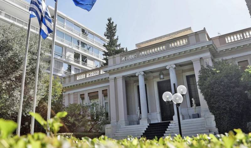 Κυβέρνηση σε Ιερώνυμο: Τα ζητήματα δικαιωμάτων δεν λύνονται με δημοψηφίσματα