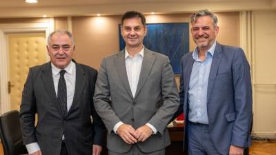 Ενα μήνα παράταση στην προθεσμία εγκατάστασης POS