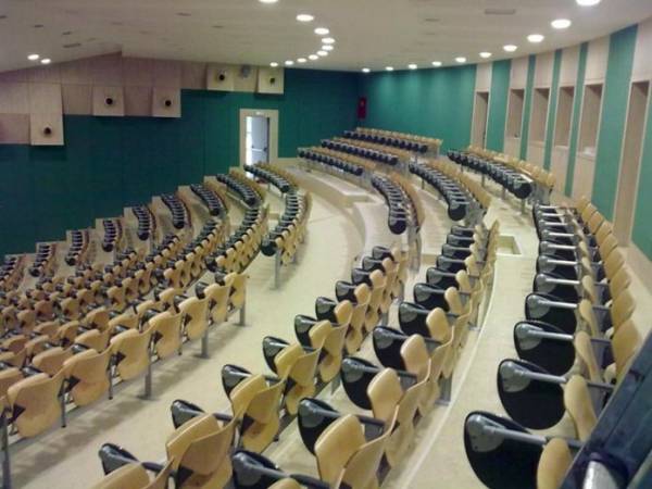 Η ΚΝΕ για ελλείψεις στο ΤΕΙ Πελοποννήσου