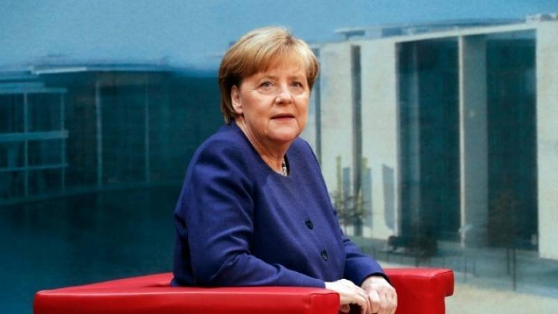 Μέρκελ για Τσίπρα-Ζάεφ: Οταν υπάρχει θάρρος, βρίσκεις και λύσεις
