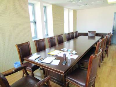 Το νέο γραφείο του Νίκα