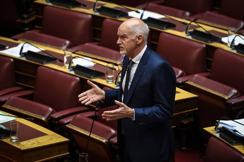 Διαψεύδει ο Γιώργος Παπανδρέου ότι είναι αντίθετος στην ψήφο των Αποδήμων