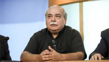 Βούτσης: «Δεν θα απολυθεί κανένας δημόσιος υπάλληλος»