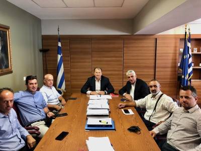 Συνάντηση &quot;Νηλέα&quot; με Στύλιο για εργάτες γης