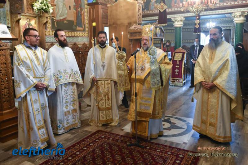 Μητρόπολη Μεσσηνίας: Ανέλαβε τα καθήκοντά του ο νέος εφημέριος της Υπαπαντής στην Άμφεια Νεόφυτος Σαχλάς (φωτογραφίες)