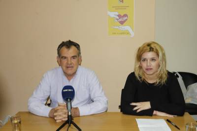 Τρόφιμα σε 800 οικογένειες διανέμει ο Δήμος Μεσσήνης (βίντεο)