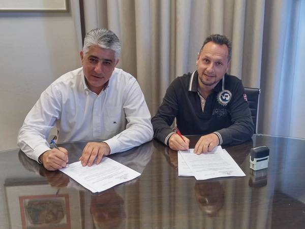 Ανακατασκευή παιδικών χαρών στην Πύλο