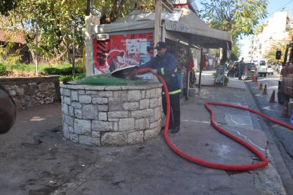 Καπνοί σε "πηγάδι" στο κέντρο της Καλαμάτας κινητοποίησαν την Πυροσβεστική