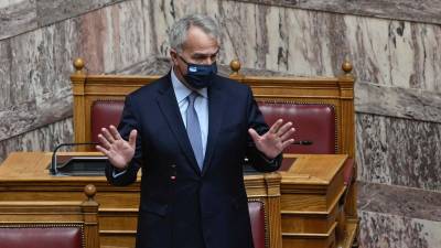 Βορίδης: «Πρόστιμο από Δευτέρα για ανεμβολίαστους άνω των 60» (βίντεο)