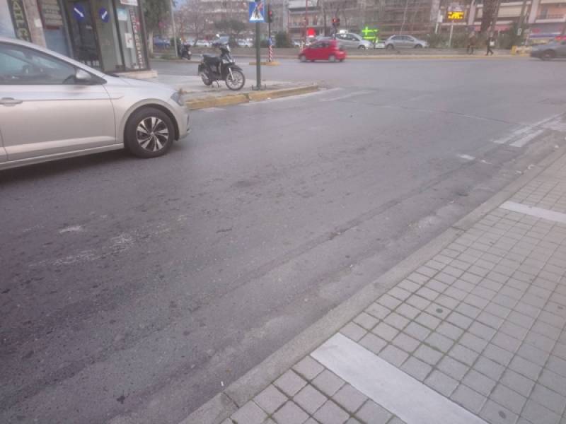 Ξεθωριασμένη διάβαση