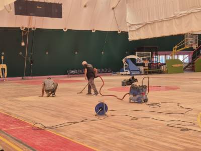 Καλαμάτα: Συνεχίζονται οι εργασίες συντήρησης στο Κλειστό Γυμναστήριο «Τέντα»